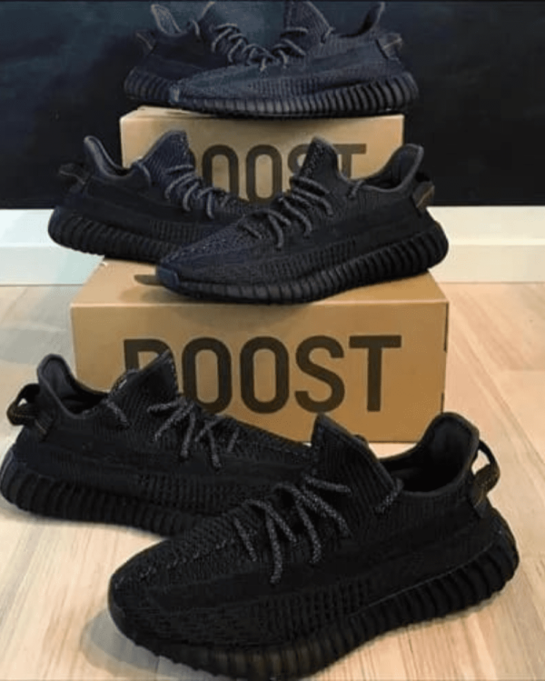 First Copy Adidas Yeezy 350 Boost Shoes (2)