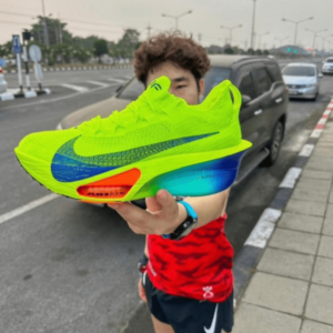 1st-Copy-Nike-Alphafly-3-Running-Shoes-1.png