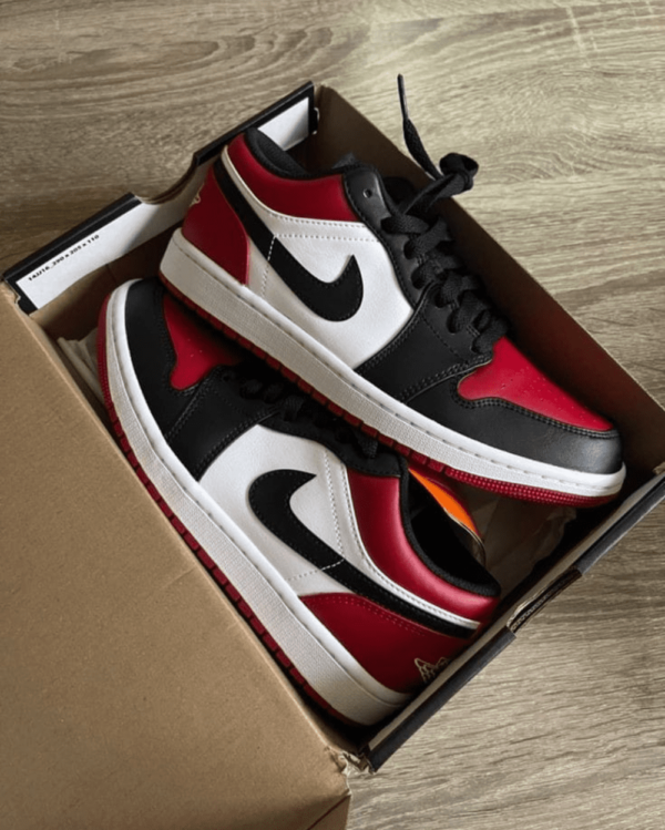 First-Copy-Nike-Air-Jordan-1-Low-Bred-Toe-Shoes-1.png