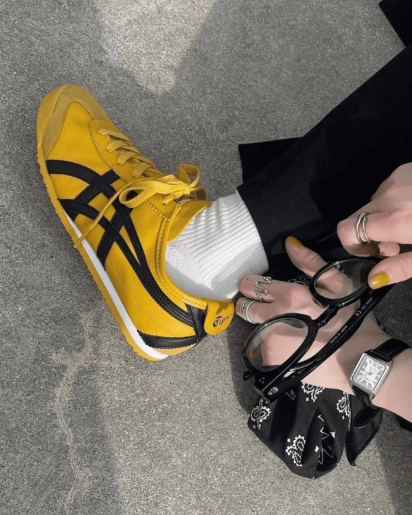 First Copy Onitsuka Tiger Mexico 66 Yellow Black Shoes